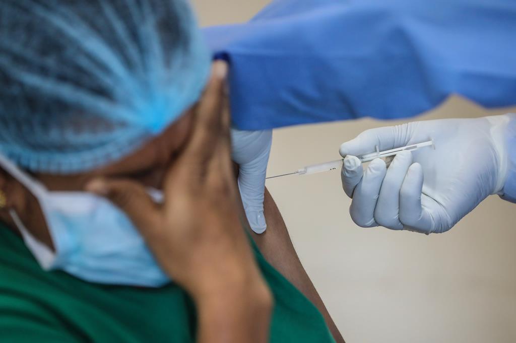 Hospital de Braga vacinou dois profissionais não prioritários para evitar desperdício de doses