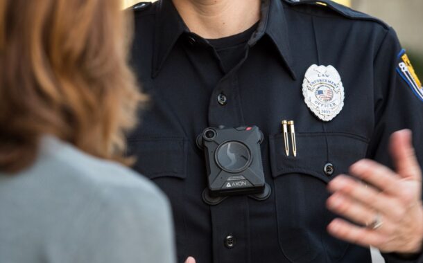 Nova lei de videovigilância prevê uso de ‘bodycams’ pelos polícias