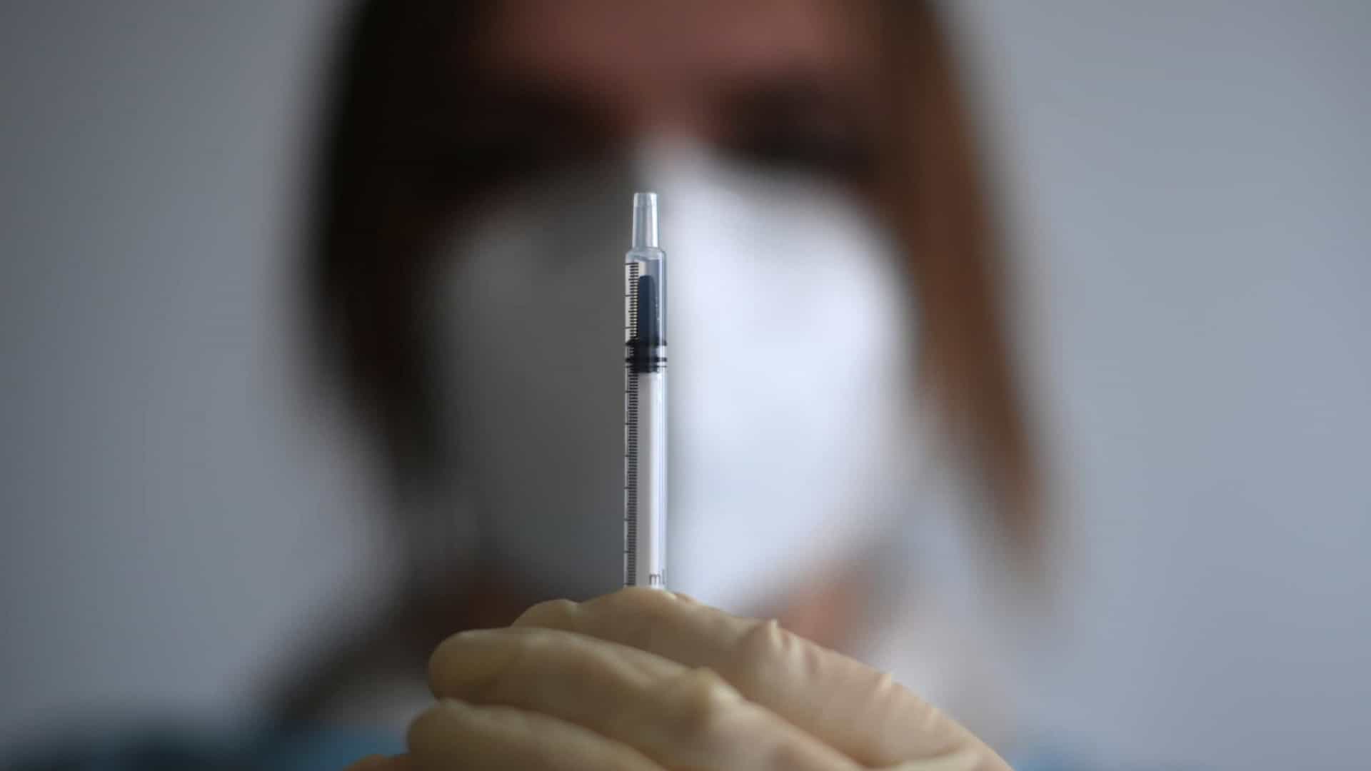 Quase metade de infectados com imunidade passados 10 meses