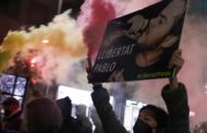 Noite de protestos violentos em Espanha contra prisão do rapper Pablo Hasél