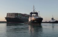 Navio encalhado no Suez já começou a flutuar. Descongestionar o canal vai durar três dias