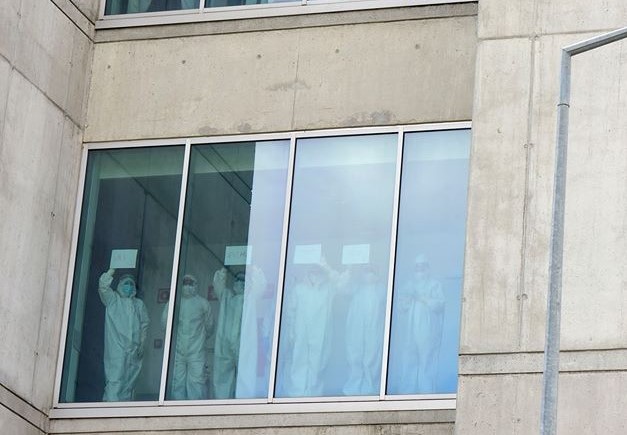 Muita histórias e mais de 1.700 casos covid-19 tratados num ano no Hospital de Braga