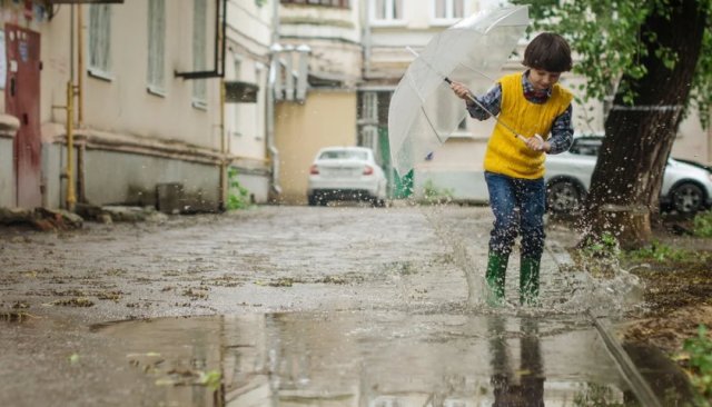 DGS alerta para poeiras nos céus e “chuva de lama” em Portugal