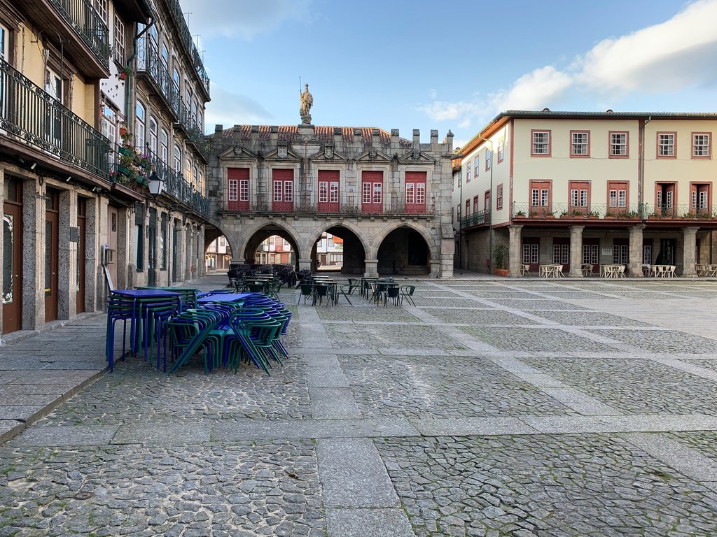 Impacto da pandemia na economia divide Câmara de Guimarães