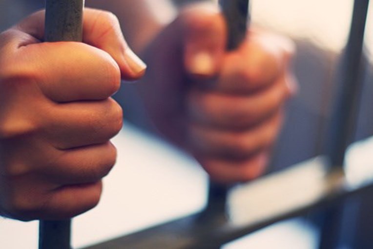 Prisão preventiva para homem acusado de mais de uma dezena de assaltos em Guimarães