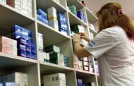 Farmacêuticos começam a ser vacinados na segunda-feira