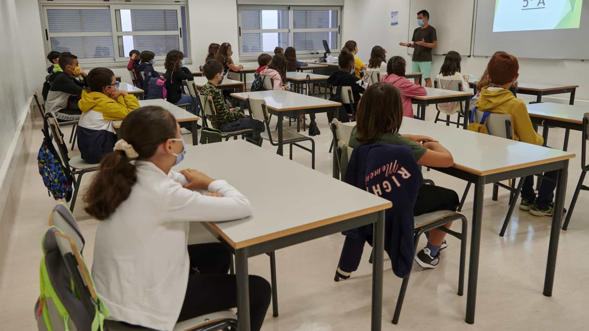 Professores portugueses são os europeus com mais stress no trabalho. Salário “muito insatisfatório”