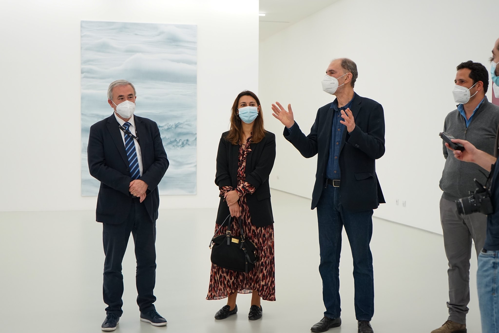 Forum Arte Braga retoma actividade com exposição de Luís Coquenão. Espectáculos regressam a partir de 19