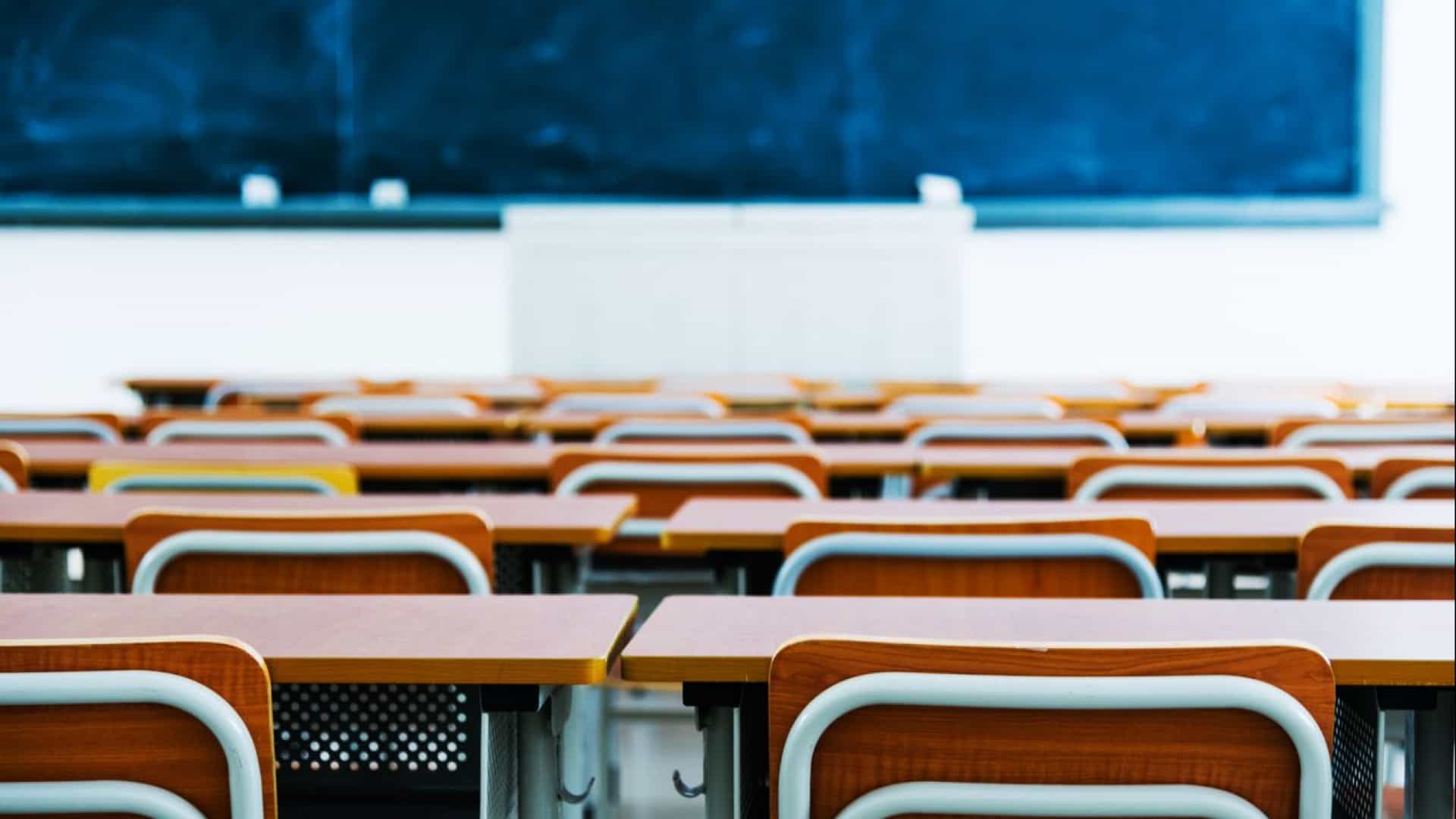 Entrou em vigor proibição de anular matrículas nos colégios a quem não pague mensalidades