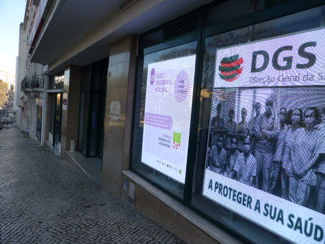 Portugal soma mais 7 mortes e ultrapassa barreira dos 17 mil óbitos por covid-19