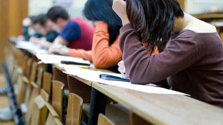 Distrito de Viana do Castelo com melhor média nos exames nacionais do Secundário