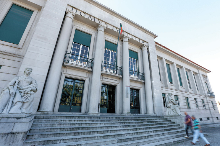 MP de Guimarães acusa homem de enganar jovens mulheres para conseguir sexo grátis