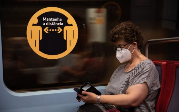 Oficial. Máscaras obrigatórias na rua até meados de Setembro