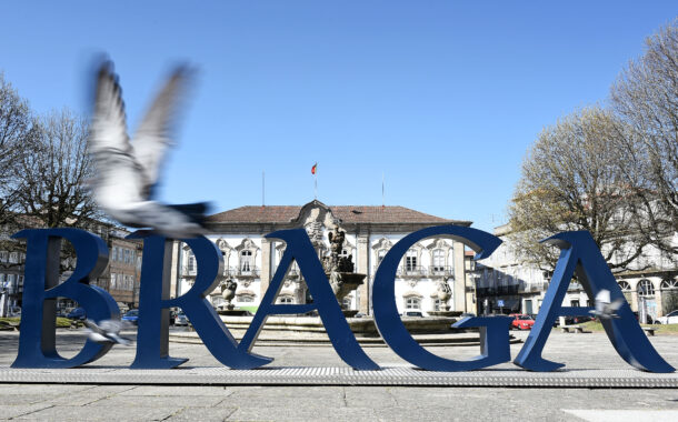Câmara de Braga investe em programas de enriquecimento curricular e atribui suplemento de penosidade e insalubridade