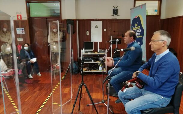 Mais de 400 jovens do Alto Minho aprenderam Canto ao Desafio com Augusto Canário