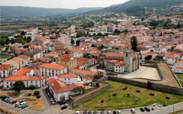 Ex-autarca de Caminha absolvida de crimes prevaricação e abuso de poder