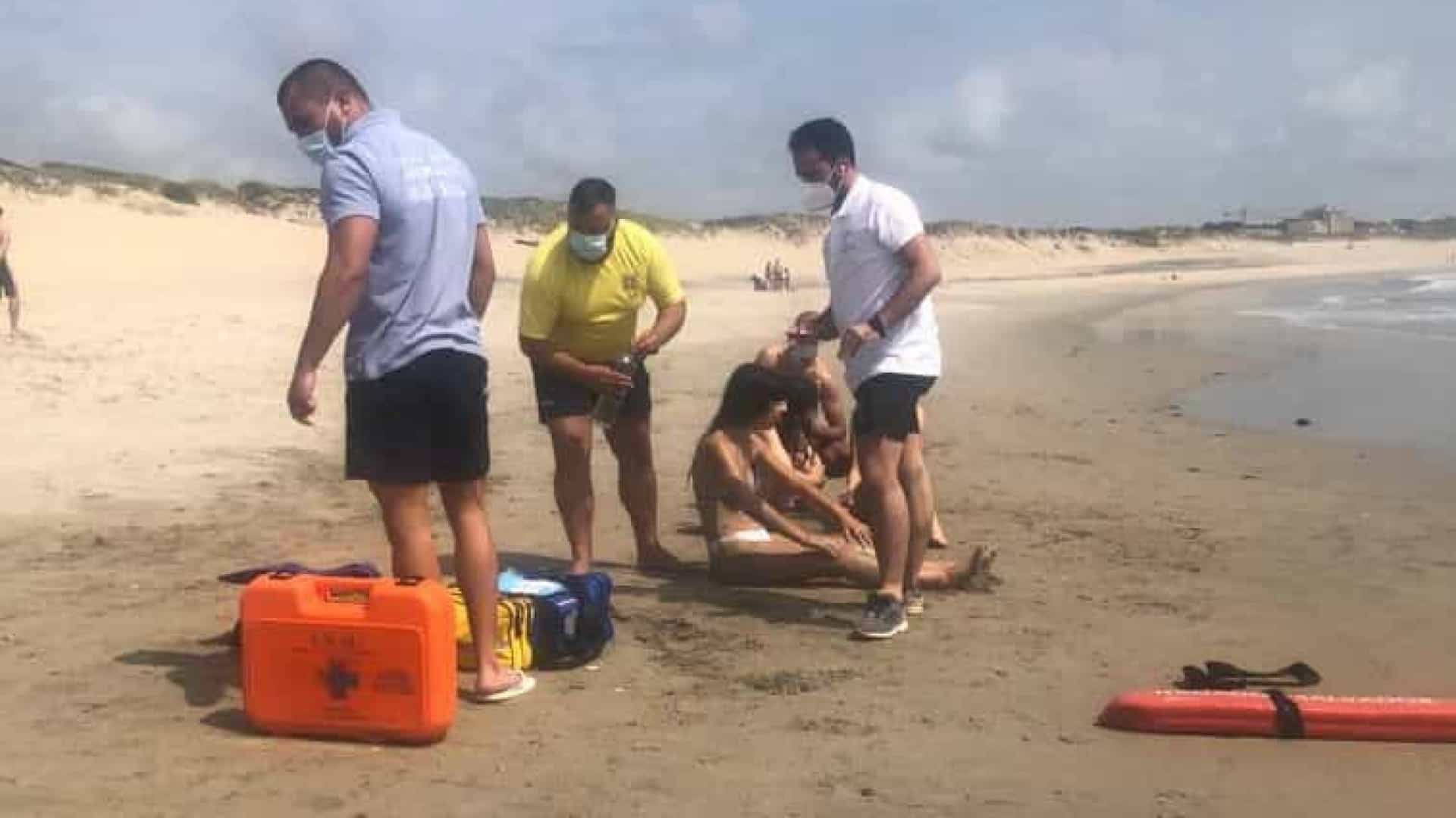 Duas jovens resgatadas por nadadores-salvadores em praia não vigiada de Vila do Conde