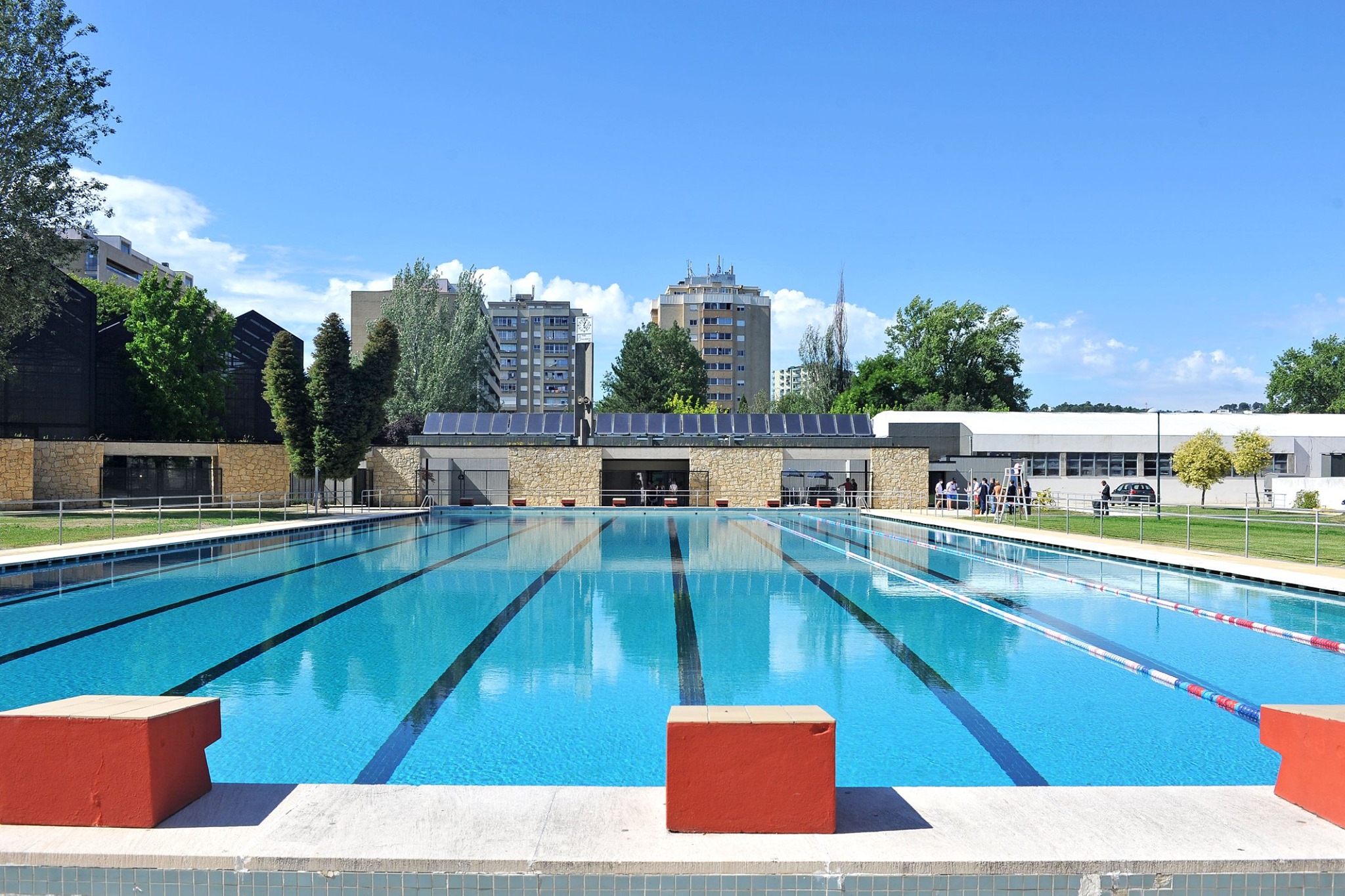 ‘Piscinas de Portas Abertas’ assinala Dia Internacional da Juventude em Braga