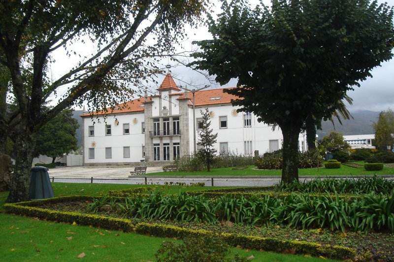 Autárquicas. PS de Vieira do Minho queixa-se de boletim municipal por ser propaganda eleitoral. Cardoso diz que é legal