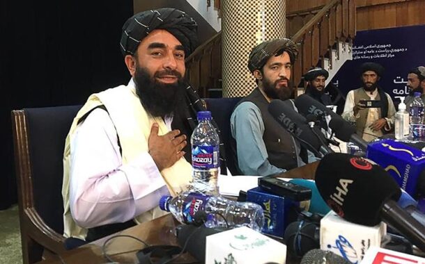 “Ninguém vai sofrer vingança” e as mulheres “serão respeitadas” na “moldura do Islão”, dizem os taliban