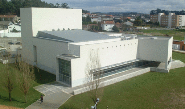 Casa das Artes, Theatro Circo e Vila Flor na Rede de Teatros e Cineteatros Portugueses