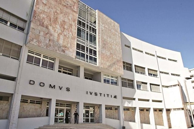 Tribunal de Braga julga casal que asfixiou mulher com pano embebido em lixívia