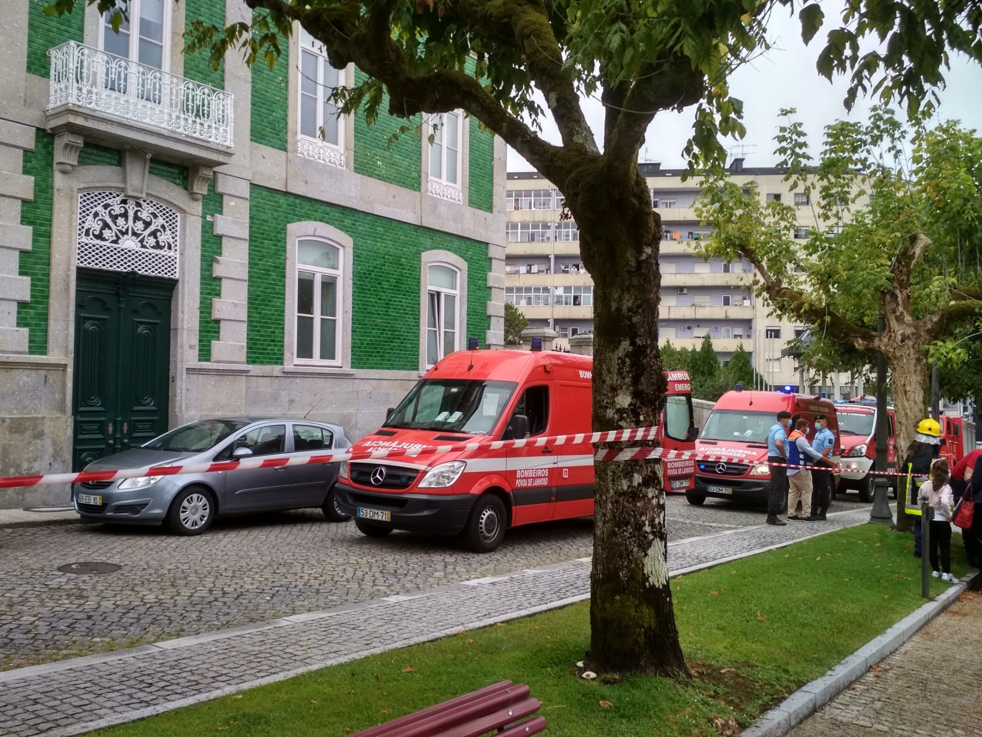 Três feridos em explosão no exterior de lar da Póvoa de Lanhoso