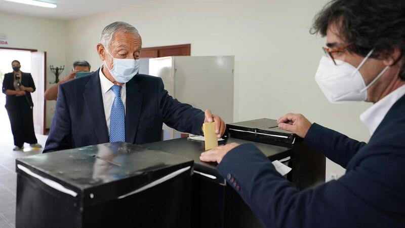 É “difícil de entender se as pessoas não votarem nestas eleições “decisivas”, diz Marcelo em Celorico de Basto