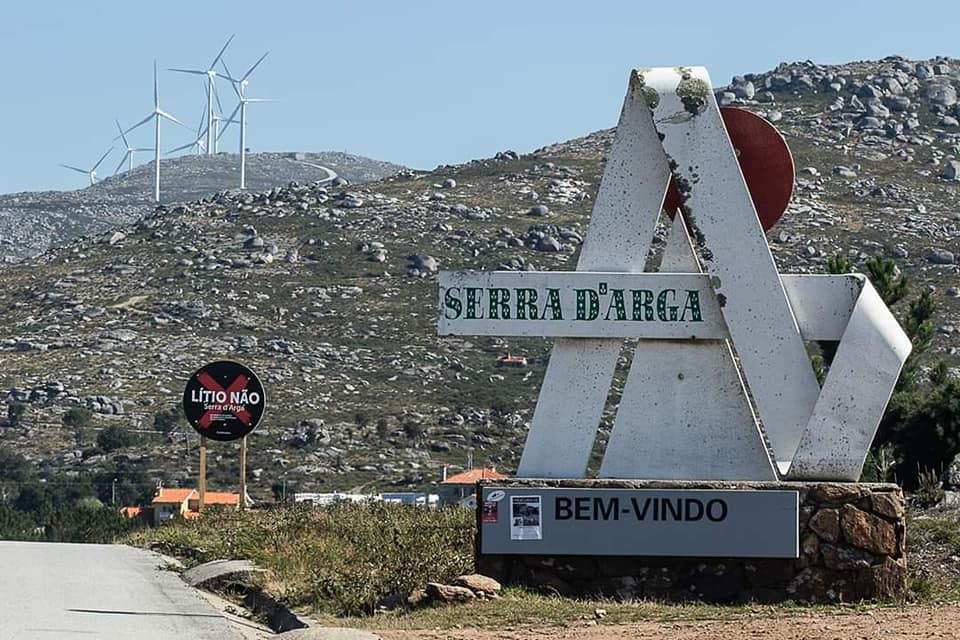 Ministro assegura que Portugal só vai extrair “quantidade mínima” de lítio em Celorico de Basto e Serra d’ Arga