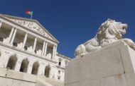Parlamento aprova projecto-lei do PCP para alargar gratuitidade das creches