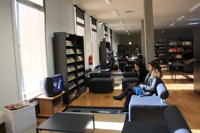 Pais de alunos de Famalicão que faltaram às aulas de Cidadania recusam planos de recuperação da escola