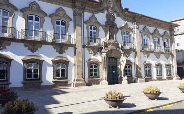 MP investiga funcionária da Câmara de Braga que recebia 400 euros para facilitar entrada de auxiliares nas escolas