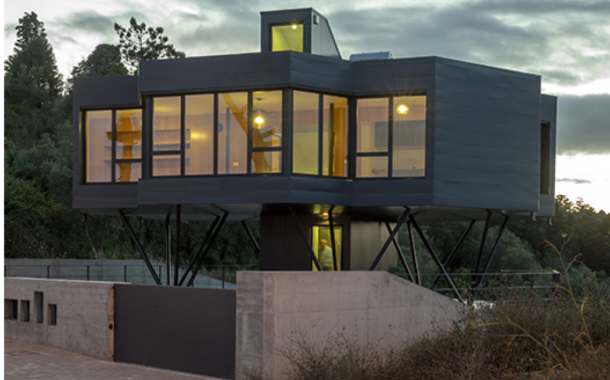 Casa que gira em função do sol dá prémio a professor da Universidade do Minho