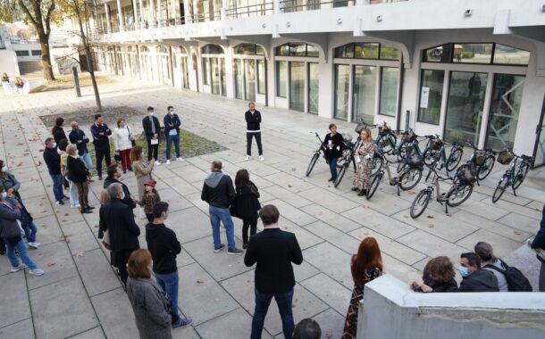 Câmara e comércio tradicional de Guimarães entregam bicicletas eléctricas