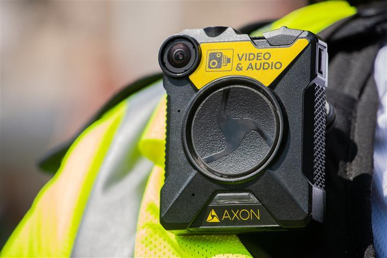 Assembleia da República aprova utilização de ‘bodycams’ por polícias