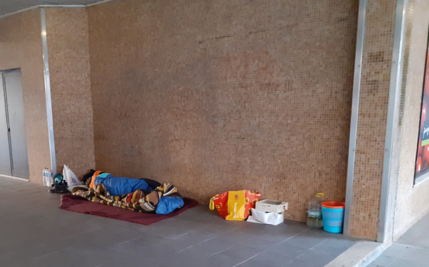 Activista alerta Arcebispo de Braga para sem-abrigo junto de Pingo Doce