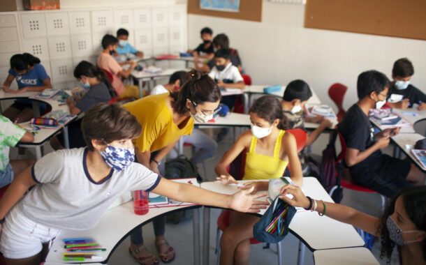 Calendário escolar actualizado devido a semana de contenção