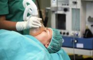 Ordem suspende médica por anestesiar vários doentes em simultâneo em Guimarães