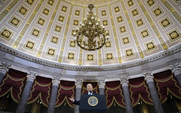 Biden chama Trump de mentiroso e de ameaça à democracia em aniversário de um ano do ataque ao Capitólio dos EUA