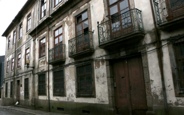 ‘Bazuca’ transforma escola de Guimarães em residência universitária