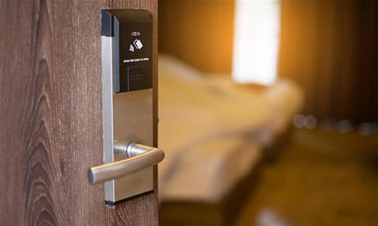 Linha de apoio a micro e pequenas empresas do turismo reforçada em 10 milhões devido à covid-19