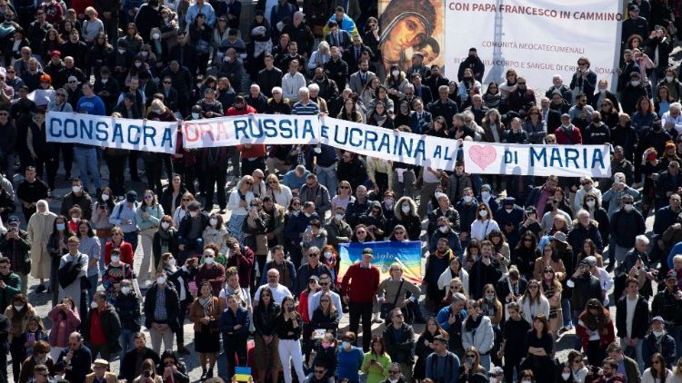 Milhares em Fátima assistiram à consagração da Rússia e Ucrânia