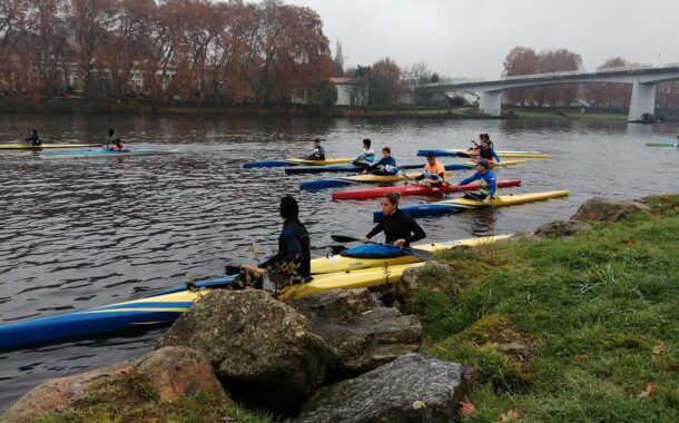 Jovens canoístas ucranianos continuam a treinar em Ponte de Lima depois de fugir à guerra