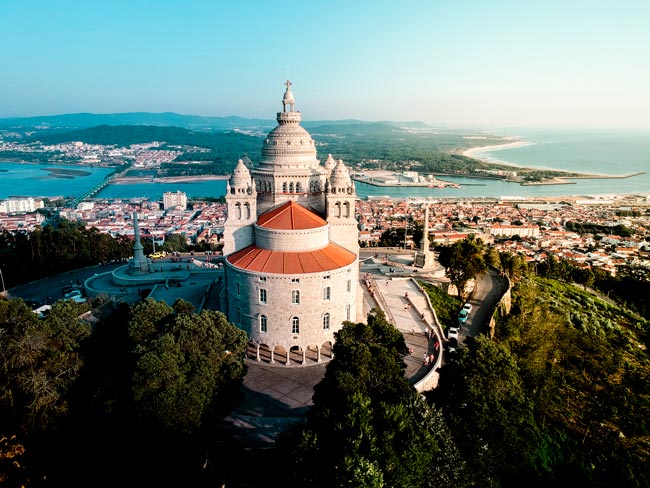Viana do Castelo entre as 10 vilas e cidades costeiras mais deslumbrantes de Portugal