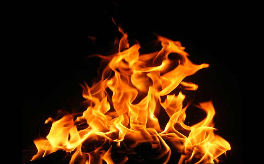 Pena suspensa para homem “rejeitado” que incendiou casa de vizinha em Famalicão