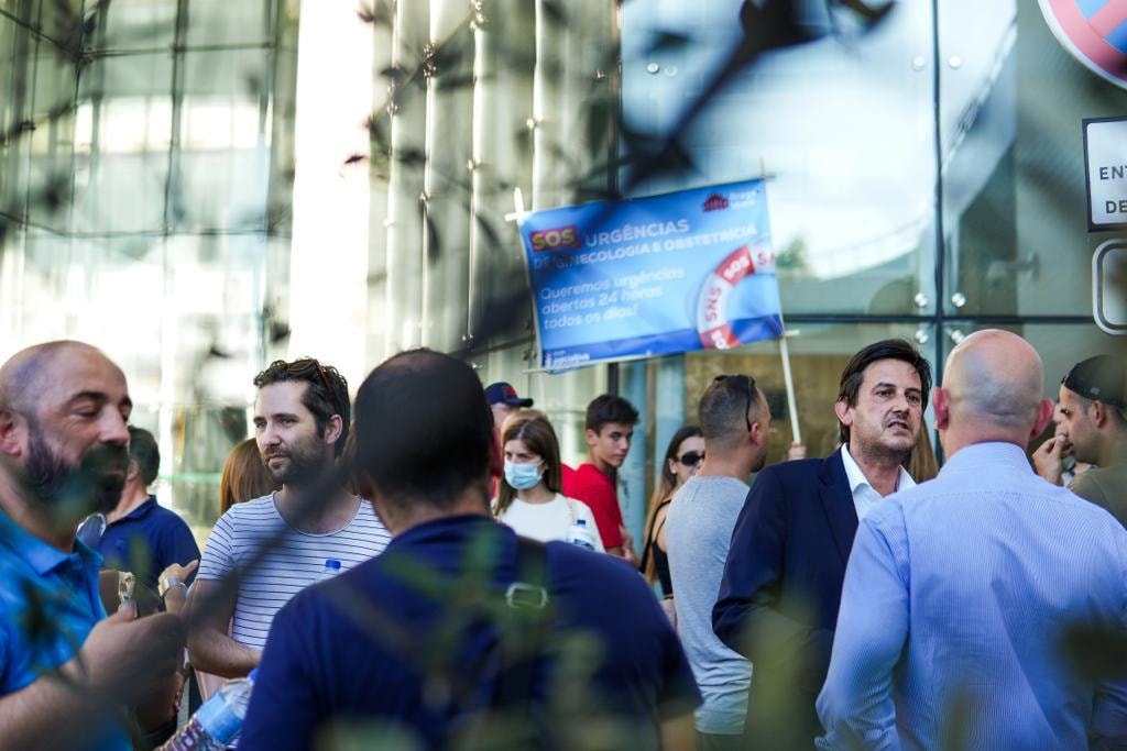 Deputado do IL protesta contra “sucessivos” encerramentos das urgências de obstetrícia do Hospital de Braga.