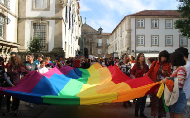 Assembleia Municipal de Braga chumba proposta do PAN para hastear bandeira LGBT