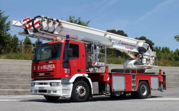 Câmara de Valença financia recuperação de auto-escada dos bombeiros avariada há mais de 10 anos
