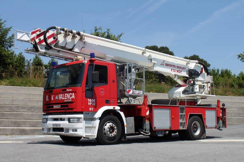 Câmara de Valença financia recuperação de auto-escada dos bombeiros avariada há mais de 10 anos