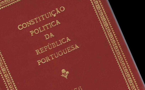 Ventura quer apagar expressão ‘regime fascista’ da Constituição